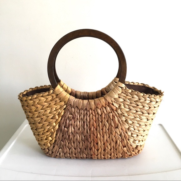 (SOLD) Straw Tote Bag With Round Wood Handles - Picture 4 of 13